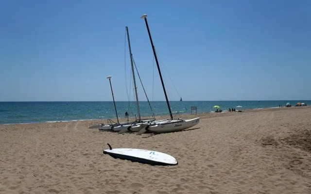 Shikara Be my Guest Castelldefles