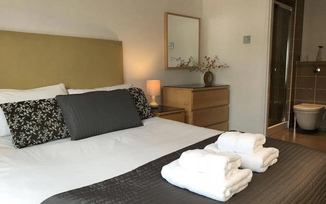 Tolbooth Apartments