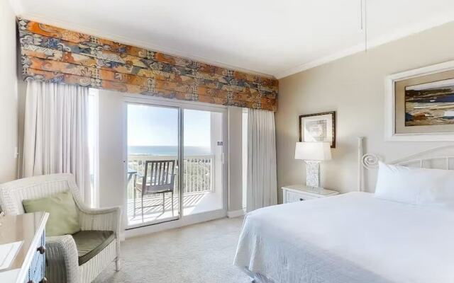 Tops'l 1008a Chalet by RedAwning