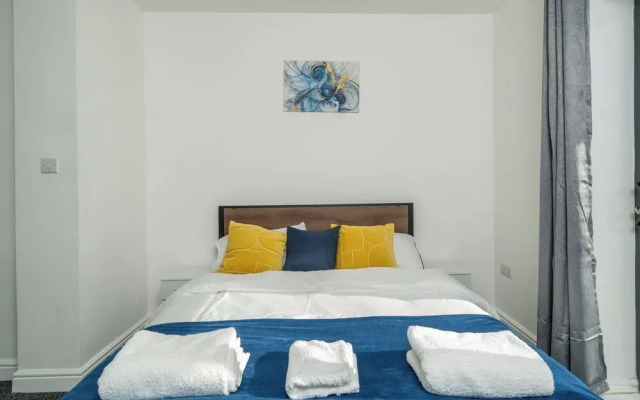 3bed/near Canning Town Stn/balcony/central Location