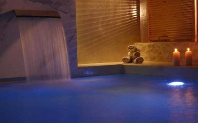 IridaChic Boutique Hotel & Spa