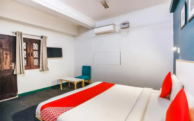 Green View Metro Hospital by OYO Rooms