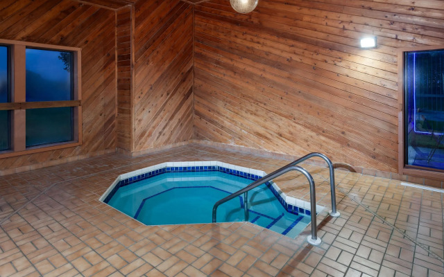 Days Inn by Wyndham Eagle River