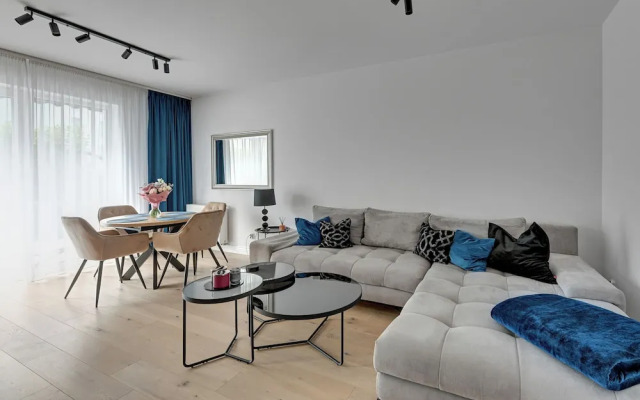 Amber Port 11 by Grand Apartments