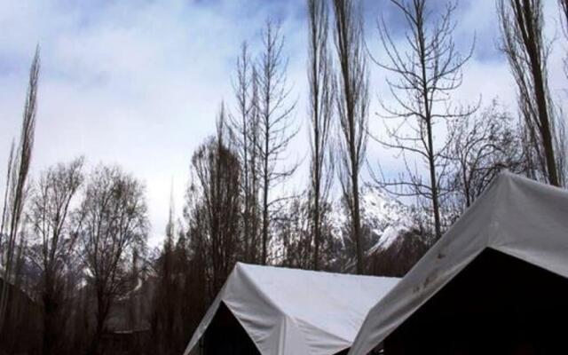 Hotel Nubra Delight and Camps