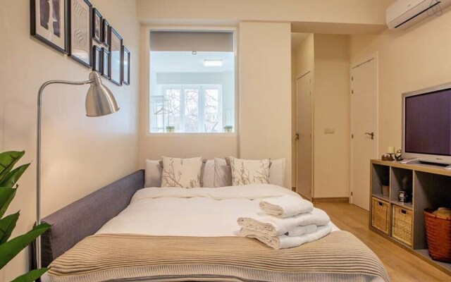 Modern 2 Bed Apt 10min from Las Ventas