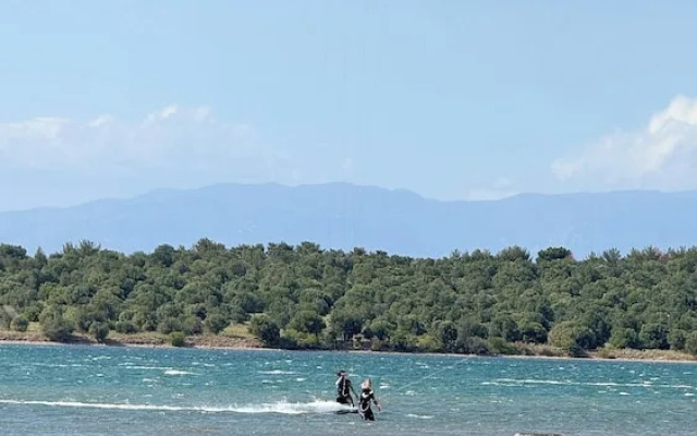 CNR Kitehouse