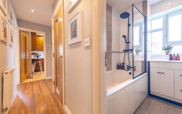 Modern 2 Bedroom Flat in Hoxton