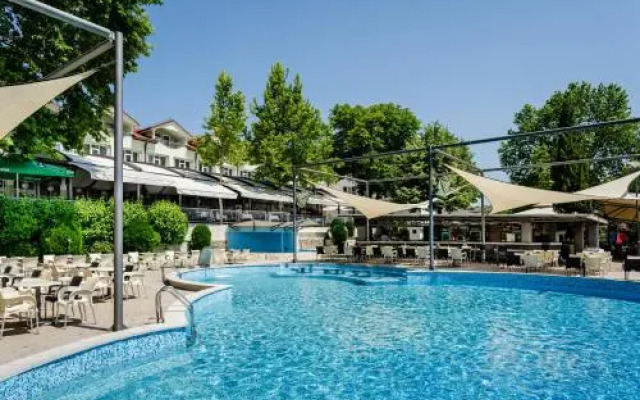 Romantique Veles Hotel