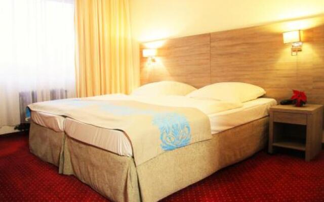 Hotel Lorien