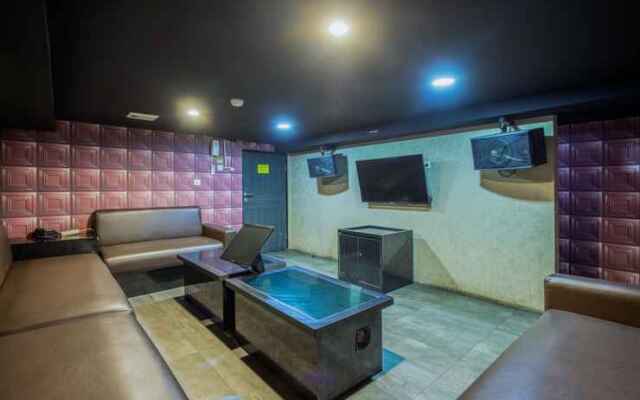 Infiniti Hotel
