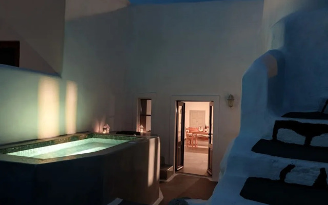 Ianthe Apartments & Villa