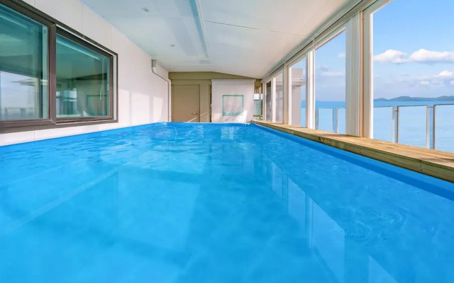 Ganghwa Hi Mom Kids Family Pension Black