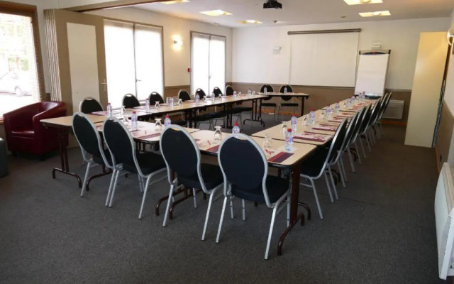 Hotel Rouen Sud - Oissel Rond Point des Vaches