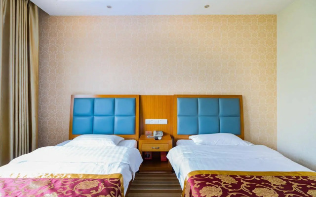 169 Hotel