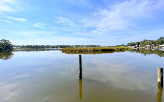 Porpoise Pass - Ground Floor Guest Suite