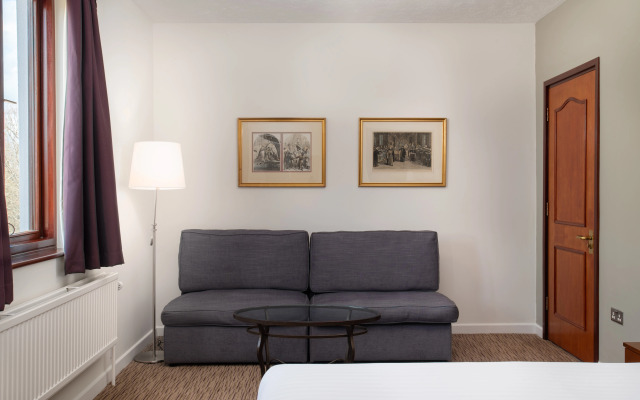 Copthorne Effingham Gatwick Hotel