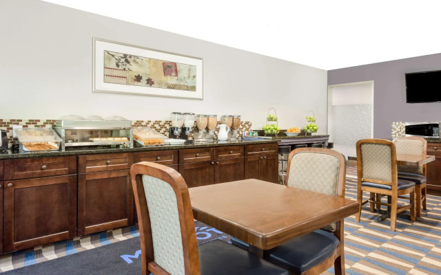 Microtel Inn & Suites by Wyndham Bremen