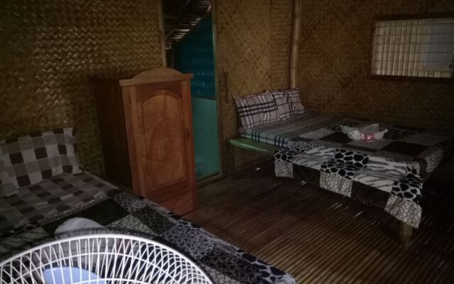 Stellbucks Huts
