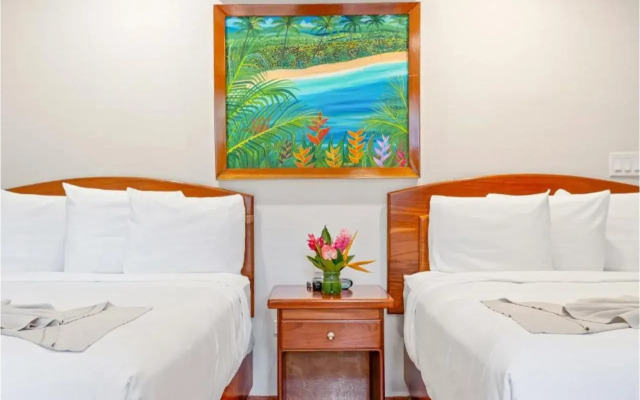 Sunbreeze Hotel