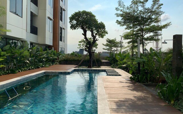 Spacious And Nice 2Br At Permata Hijau Suites Apartment