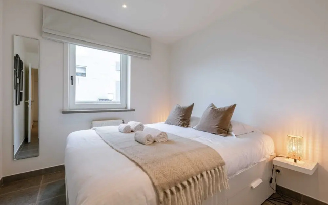 Huswell - Family Apartment With Parking