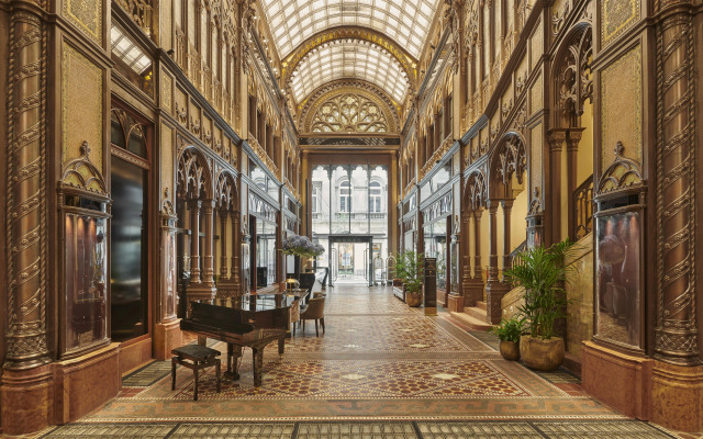 Párisi Udvar Hotel Budapest, part of Hyatt