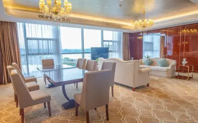 Yibang Peninsula Hotel