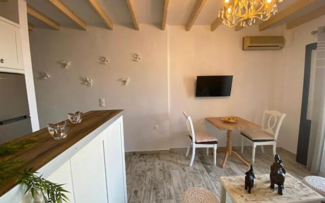 Petridi Maria Suites & Apartments