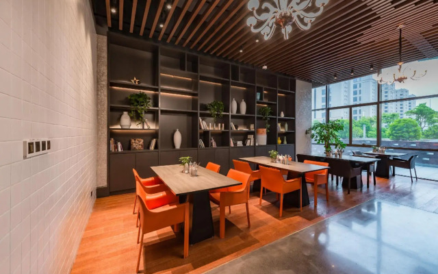 Shanghai Rezen Yiting Hotel