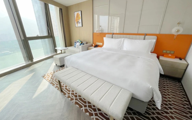 voco Chongqing Chaotianmen by IHG