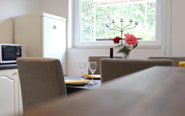 GrapeWine Guesthouse