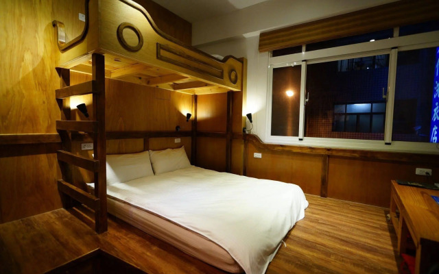 Dock Inn Tainan