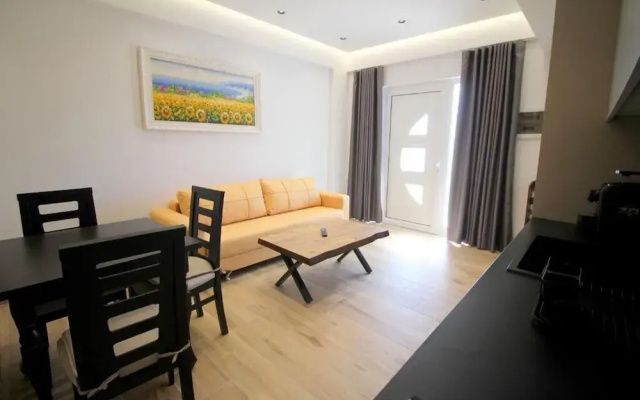 Alis Apartments