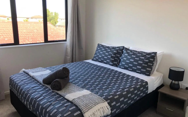 Cozy Brand New Townhouse 35