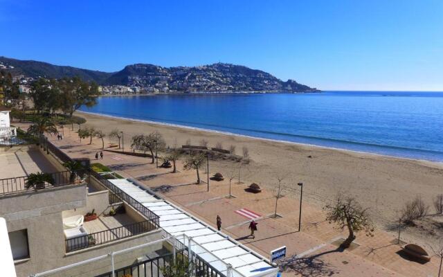 Apartamento Castell Joncar 3