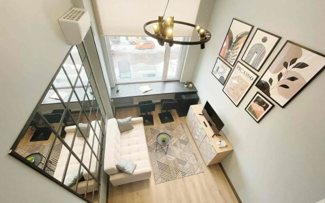 Двухуровневая квартира в стиле Лофт на Нагорной