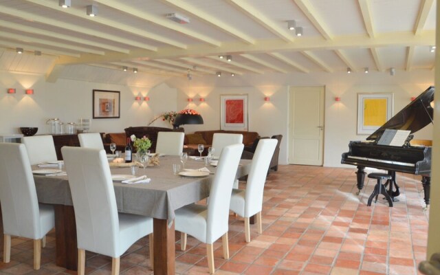 Lush Holiday Home in Oeffelt with 2 Saunas & Hot Tubs