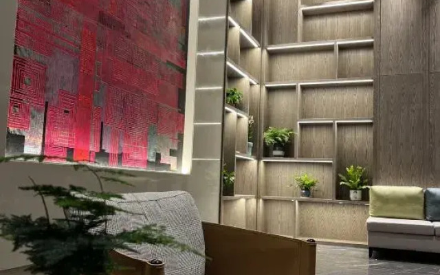Golden Diamond International Hotel