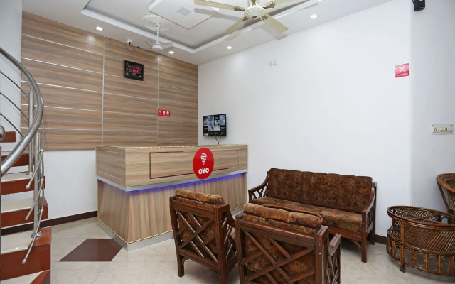Hotel A R Inn 1 By OYO Rooms