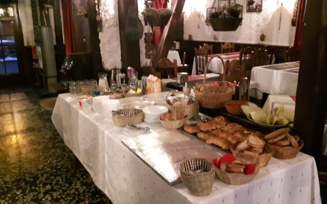 Hotel Residencia Aldosa