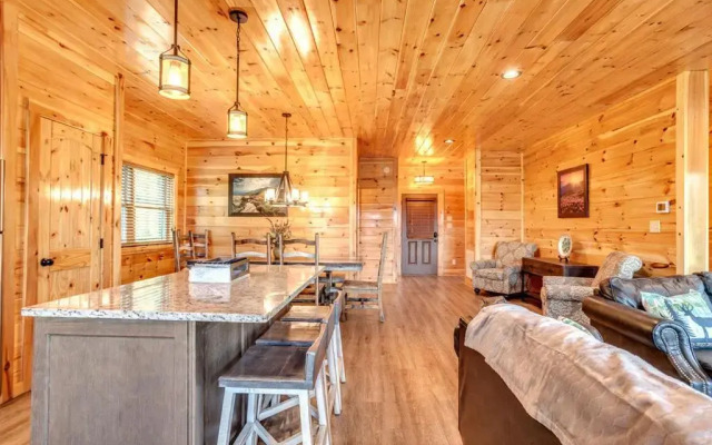 4 Bedroom Cabin for 14