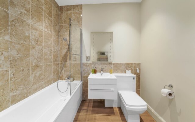 Luxury 2 Bedroom Apartments with Parking