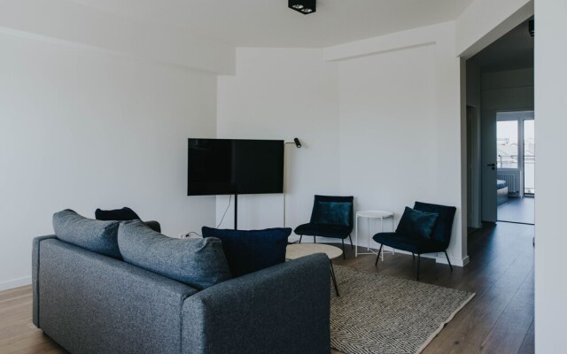 Museum View - Bright and Spacious Apartment