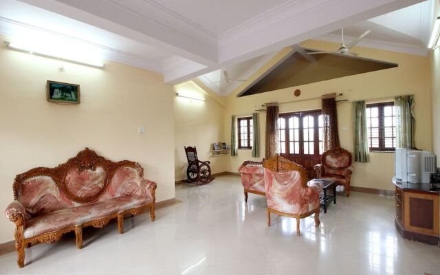 OYO 17131 Home Spacious 2BHK Dona Paula