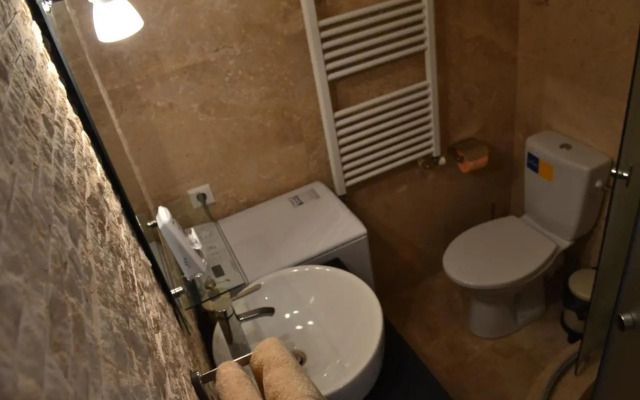 Apartament Golden Rose 1