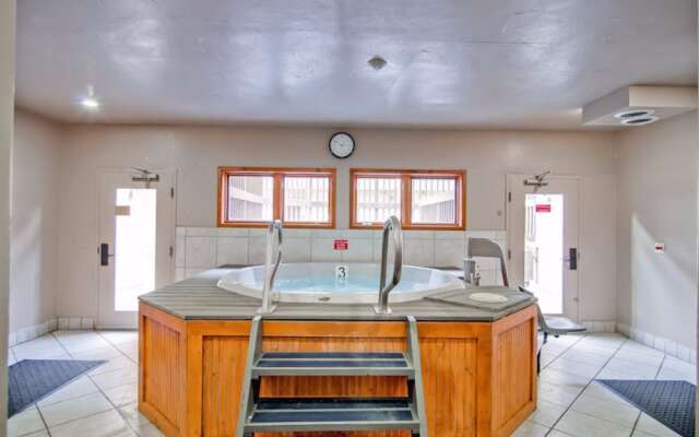 Riverbend Lodge by Wyndham Vacation Rentals