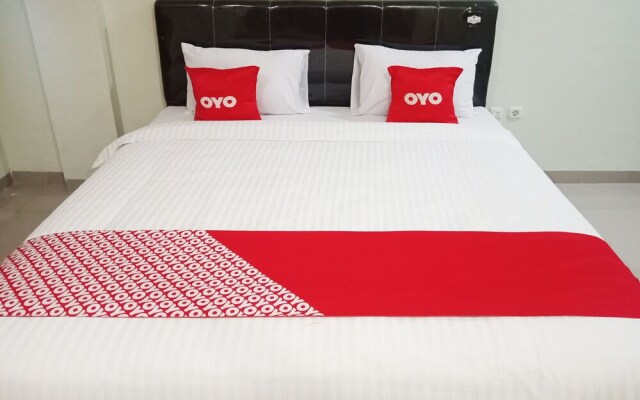 Wisata Hotel by OYO Rooms