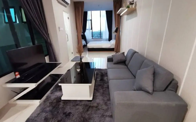 Manhattan Suite ITCC Penampang