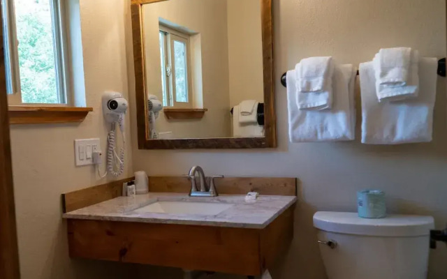 Ouray RV Park & Cabins